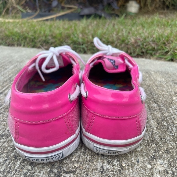 Girls Sperry shoes size 5.5 - Picture 3 of 8